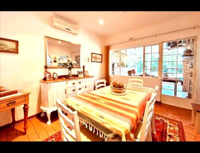 4 BEDROOM HOUSE FOR SALE IN MEER EN SEE